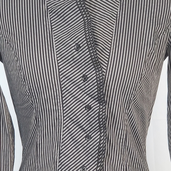 Mexx Small Black & White Striped Button Down Shirt - Picture 6 of 10